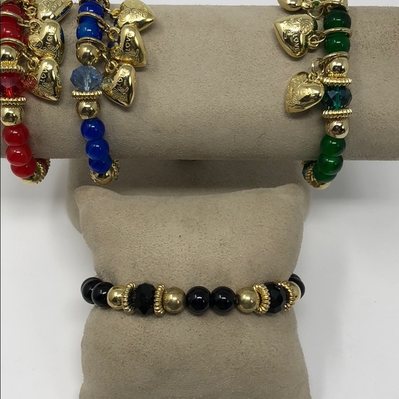 3/$25 CAMBER BLACK HEART CHARM BRACELET - Picture 3 of 4